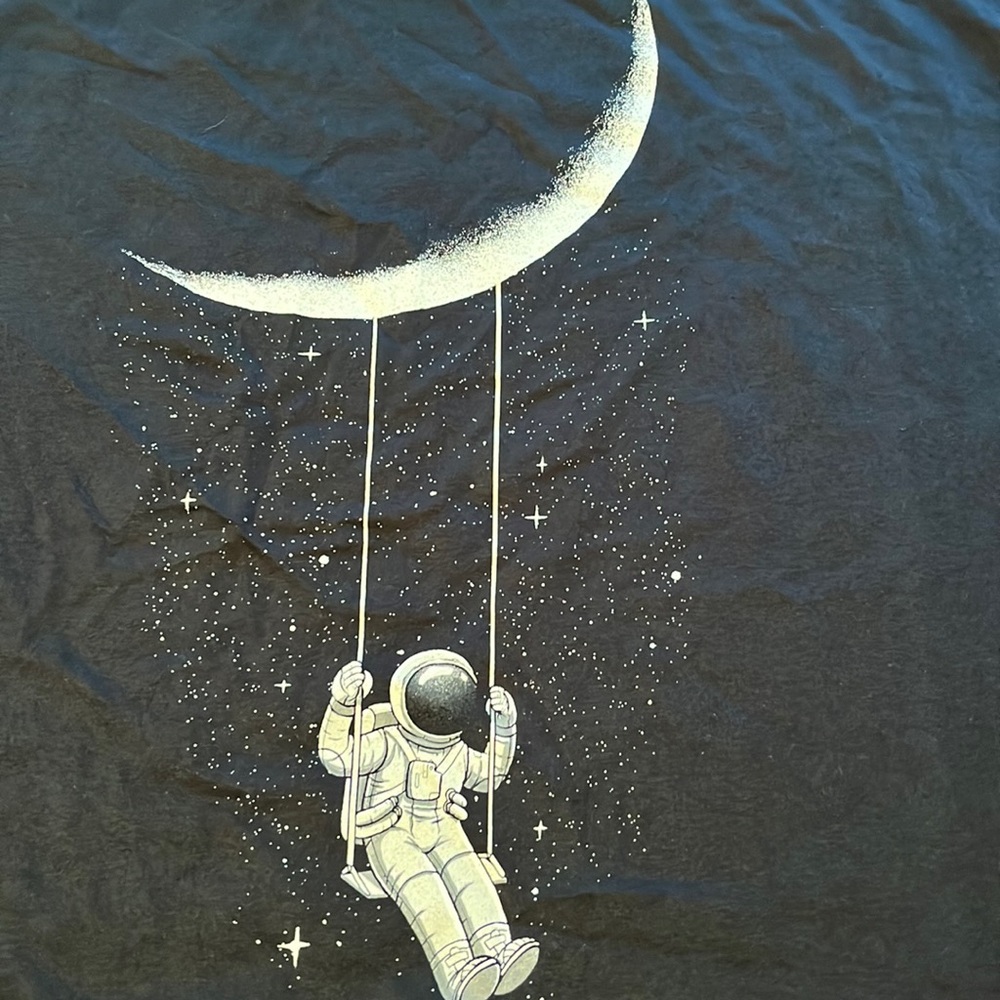 Tee shirt